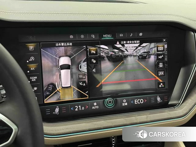 Volkswagen Touareg 2021 Черный из Китая, фото 3