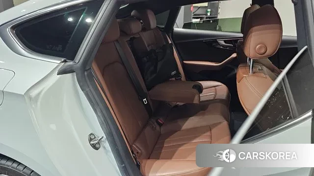 Audi A5 (F5) 2021 Белый из Кореи, фото 3