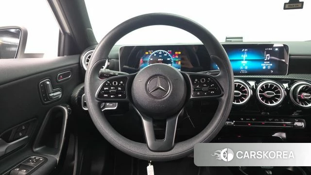 Mercedes-Benz A-Class W177 2020 Белый из Кореи, фото 3