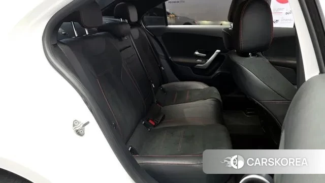 Mercedes-Benz A-Class W177 2022 Белый из Кореи, фото 3