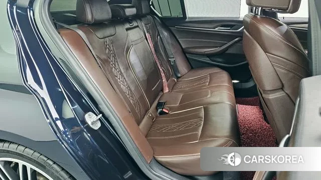 BMW 5 Series (G30) 2019 Черный из Кореи, фото 3