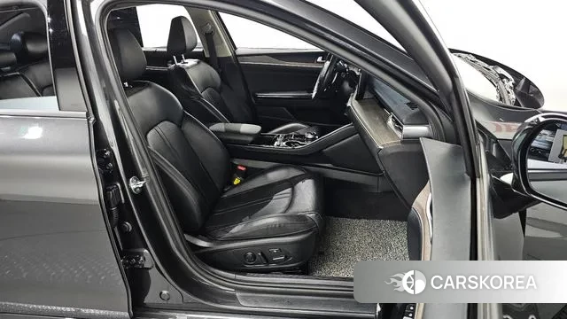 Kia K5 3rd generation 2022 Серый из Кореи, фото 3