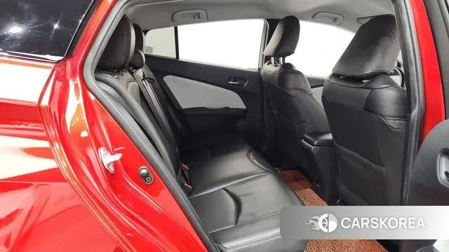 Toyota Prius 4th Generation 2018 Красный из Кореи, фото 3