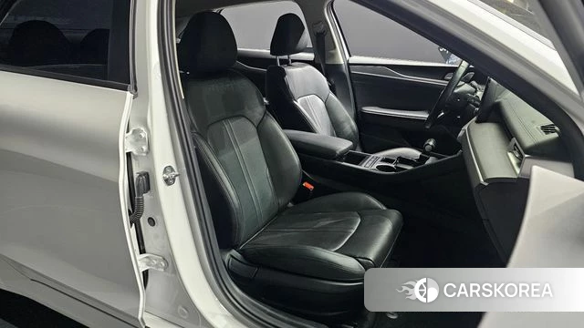 Kia K5 3rd generation 2021 Белый из Кореи, фото 3