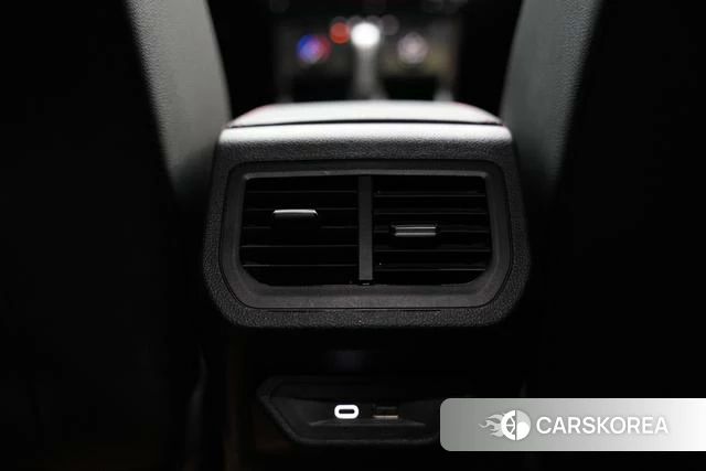 Volkswagen Lavida 2023 Белый из Китая, фото 3