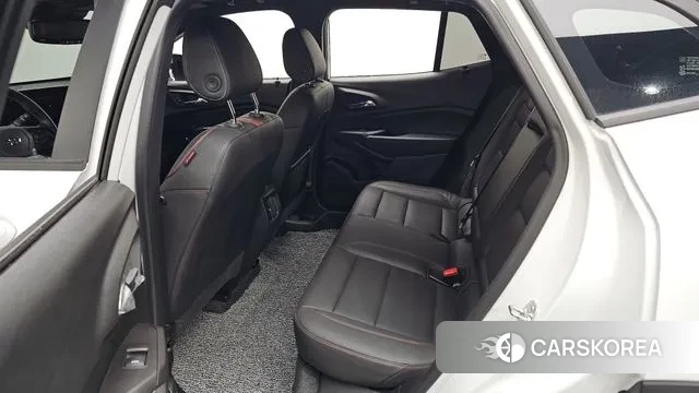 Chevrolet (GM Daewoo) Trax Crossover 2023 Белый из Кореи, фото 3