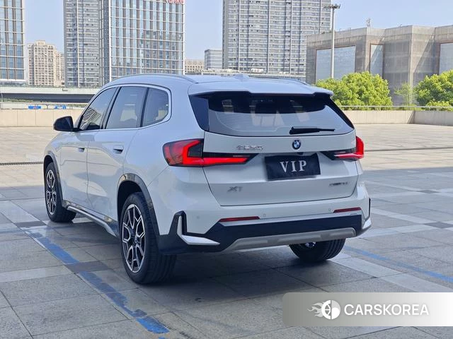 BMW X1 2023 Белый из Китая, фото 3