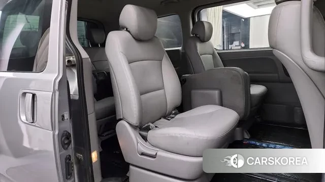 Hyundai The New Grand Starex 2019 Серебристо-серый из Кореи, фото 3