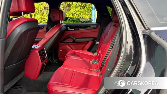 Porsche Cayenne (PO536) 2019 Черный из Кореи, фото 3