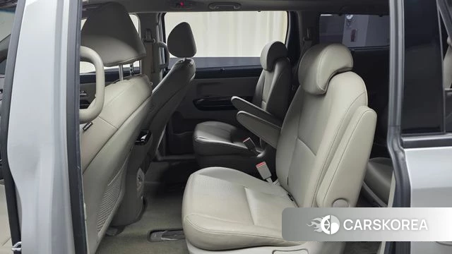 Kia The New Carnival 2019 Серебряный из Кореи, фото 3
