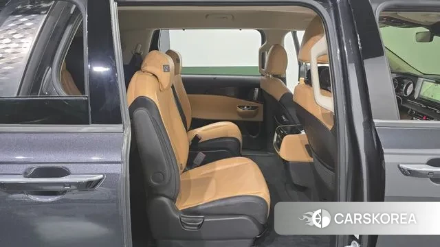 Kia Carnival 4th generation 2023 Серый из Кореи, фото 3