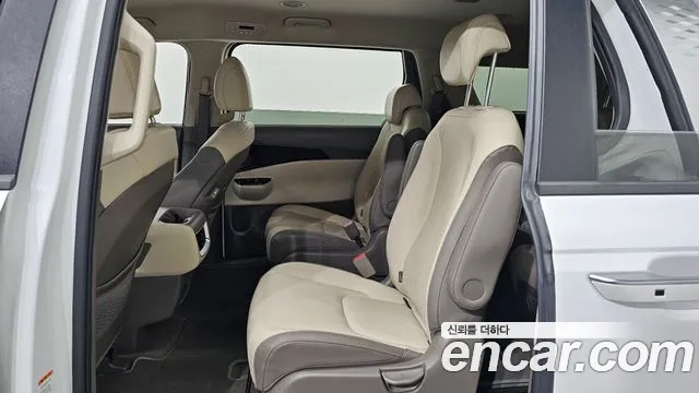 Kia Carnival 4th generation 2023 Белый из Кореи, фото 3