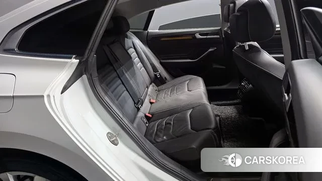 Volkswagen Arteon 2022 Белый из Кореи, фото 3