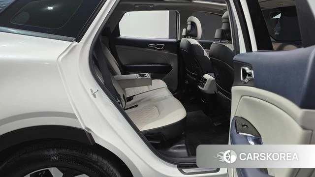 Kia Sportage 5th Generation 2022 Белый из Кореи, фото 3