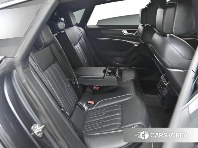 Audi A7 (4K) 2020 Серебристо-серый из Кореи, фото 3