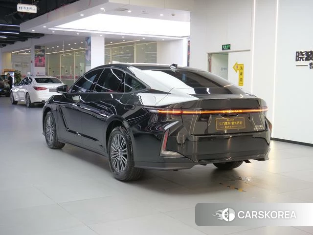Lexus ES 2026 Черный из Китая, фото 3