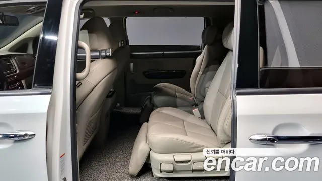 Kia The New Carnival id 2428163 из Кореи 3