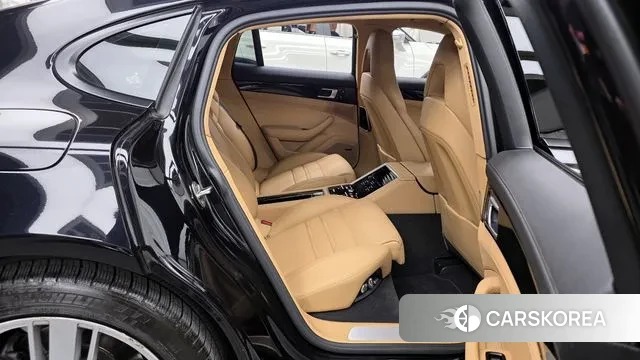 Porsche Panamera (971) 2021 Черный из Кореи, фото 3