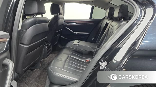 BMW 5 Series (G30) 2019 Черный из Кореи, фото 3