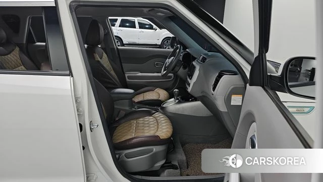 Kia Soul EV 2018 Белый из Кореи, фото 3