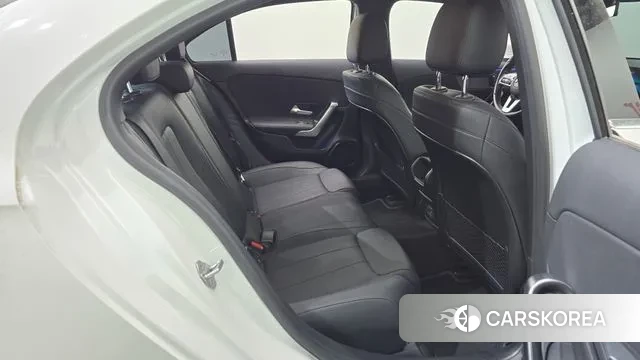 Mercedes-Benz A-Class W177 2021 Белый из Кореи, фото 3