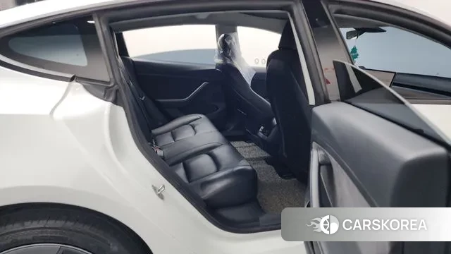 Tesla Model 3 2021 Белый из Кореи, фото 3