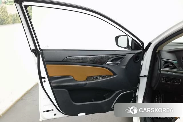 BYD Qin DM 2018 Белый из Китая, фото 3