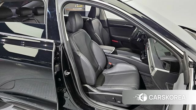 Hyundai Grandeur (GN7) 2023 Черный из Кореи, фото 3