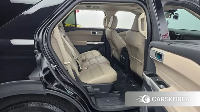 Ford Explorer 6th Generation 2021 Черный из Кореи, фото 3