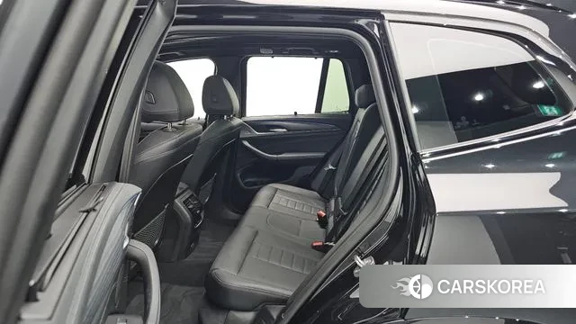 BMW X3 (G01) 2023 Черный из Кореи, фото 3