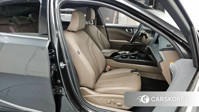 Kia K8 Hybrid 2022 Черный из Кореи, фото 3