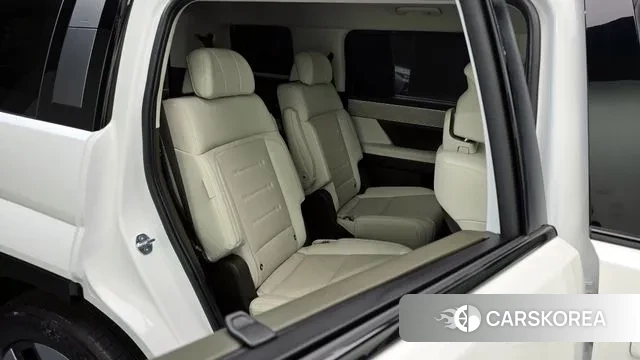 Hyundai Santa Fe (MX5) 2023 Белый из Кореи, фото 3