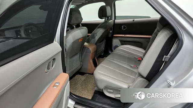 Hyundai Ionic 5 2021 Серебристо-серый из Кореи, фото 3