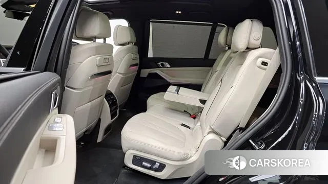 BMW X7 (G07) 2023 Черный из Кореи, фото 3