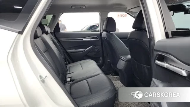 Kia Seltos 2022 Белый из Кореи, фото 3