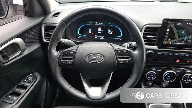 Hyundai Venue 2023 Белый из Кореи, фото 3