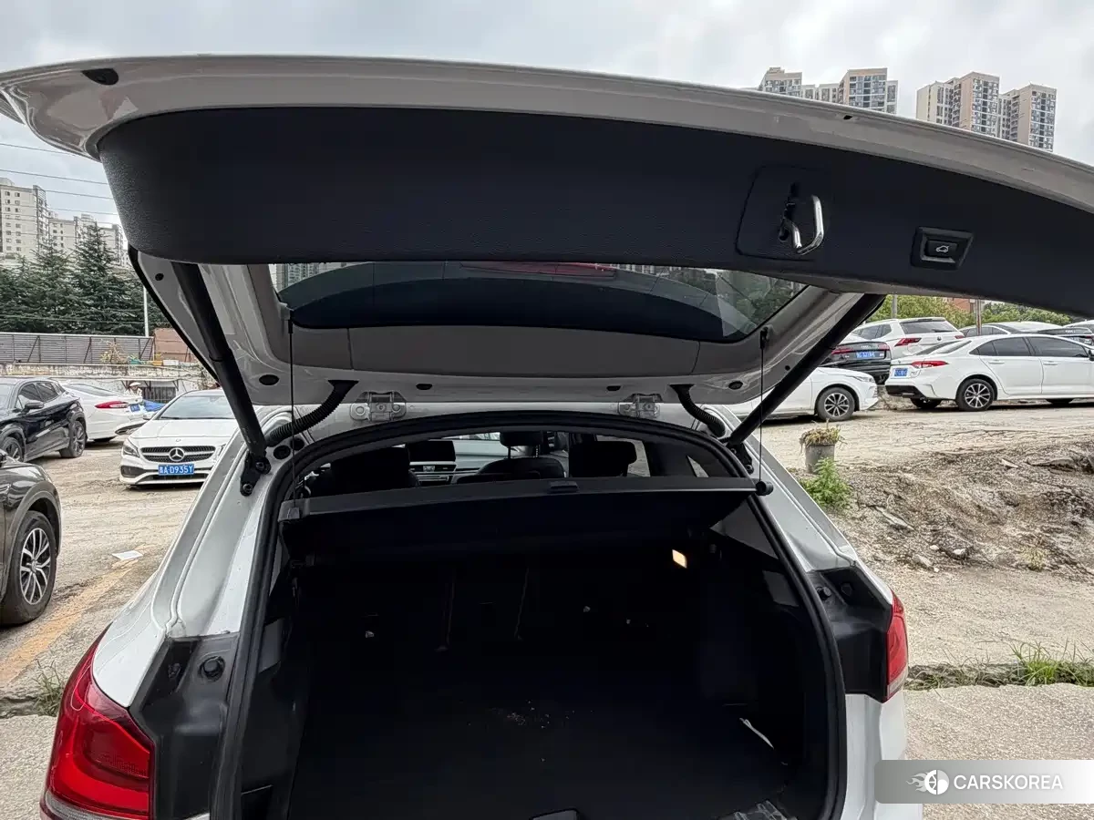 BMW X1 2022 Белый из Китая, фото 3