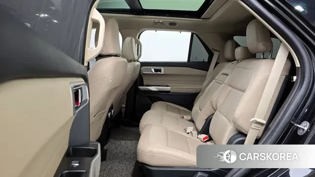 Ford Explorer 6th Generation 2021 Черный из Кореи, фото 3