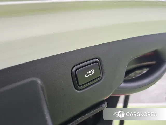 Kia Di Ol Nu Niro 2022 Белый из Кореи, фото 3