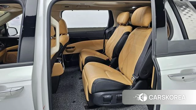 Kia Carnival 4th generation 2023 Белый из Кореи, фото 3