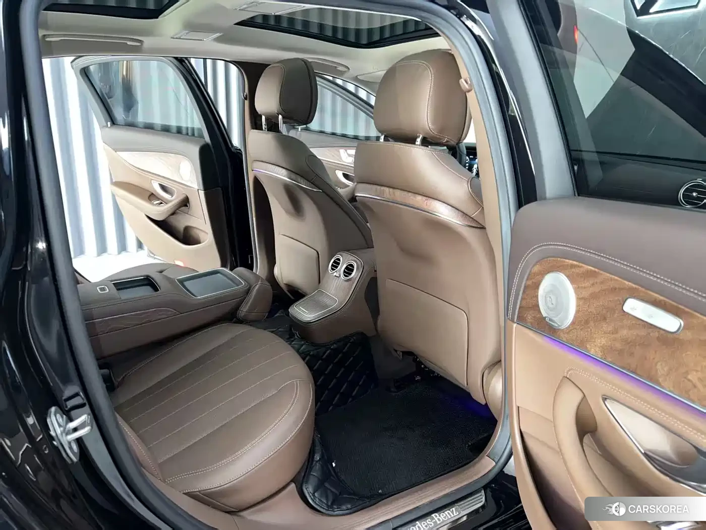 Mercedes-Benz E-Class 2021 Черный из Китая, фото 3