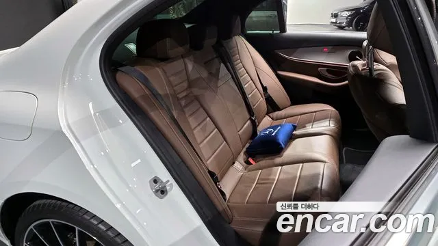 Mercedes-Benz E-Class W213 id 2718862 из Кореи 3