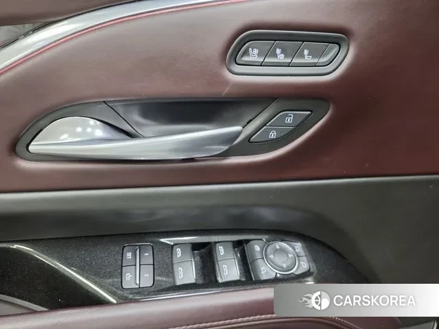 Cadillac Escalade 5th Generation 2022 Черный из Кореи, фото 3