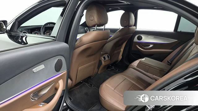 Mercedes-Benz E-Class W213 2020 Черный из Кореи, фото 3