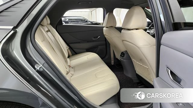 Hyundai Avante Hybrid (CN7) 2022 Серый из Кореи, фото 3