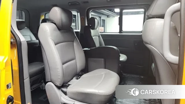 Hyundai The New Grand Starex 2020 Желтый из Кореи, фото 3