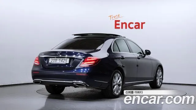 Mercedes-Benz E-Class W213 2019 Синий из Кореи, фото 3