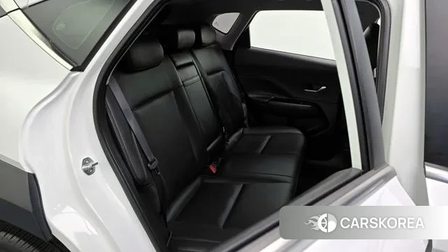 Hyundai Kona (SX2) 2023 Белый из Кореи, фото 3