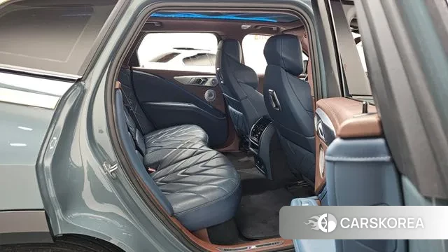 BMW XM (G09) 2023 Небесно-голубой из Кореи, фото 3