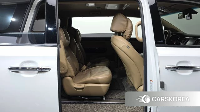 Kia The New Carnival 2019 Белый из Кореи, фото 3
